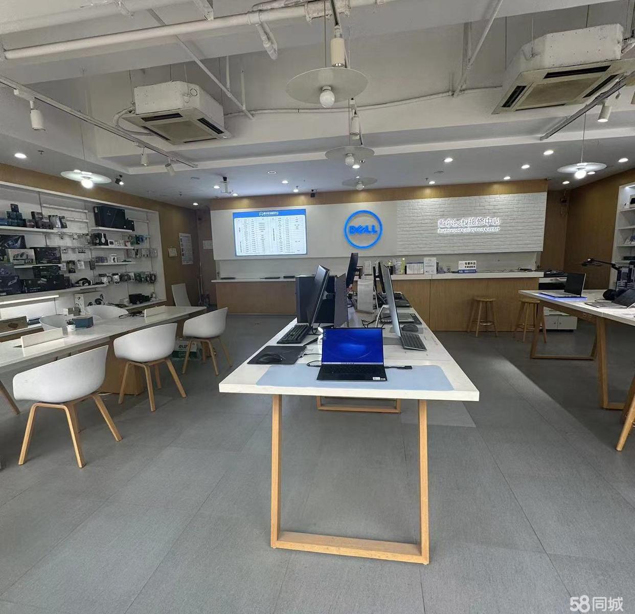 寒冬中的堅(jiān)守 2020年對(duì)一家電腦店的沖擊與轉(zhuǎn)型之路